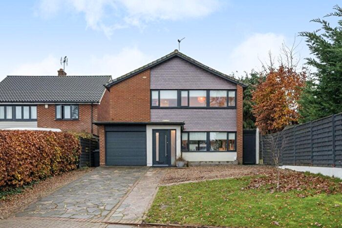 3 Bedroom Detached House For Sale In Keston Gardens, Keston, BR2