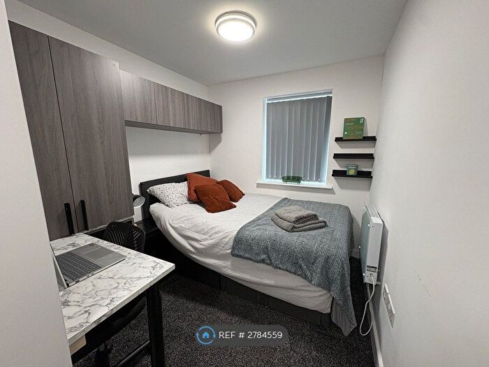 3 Bedroom Flat To Rent In Kensington Road, Liverpool, L7