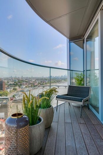 4 Bedroom Flat For Sale In Chelsea Waterfront, Chelsea, SW10