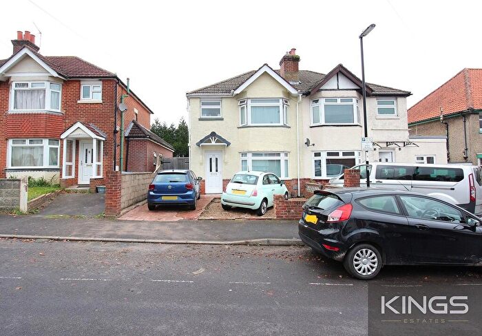 4 Bedroom Semi-Detached House To Rent In Kitchener Road, Southampton, SO17