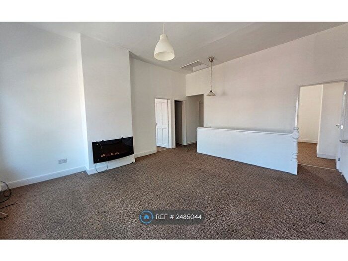 2 Bedroom Flat To Rent In Heath Street, Golborne, Warrington, WA3