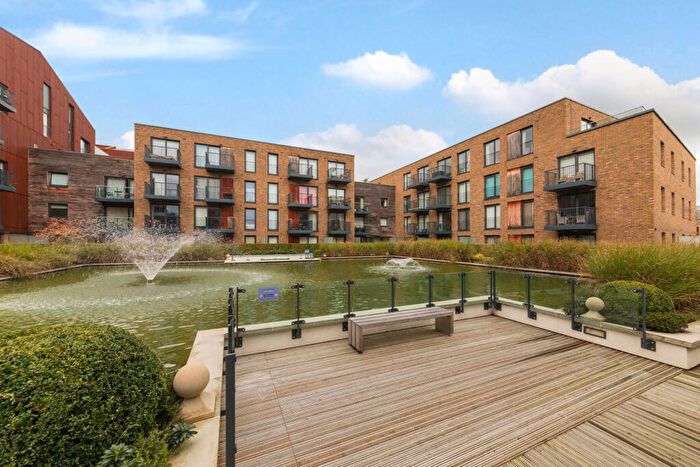 2 Bedroom Flat For Sale In Royal Victoria Gardens, Whiting Way, SE16