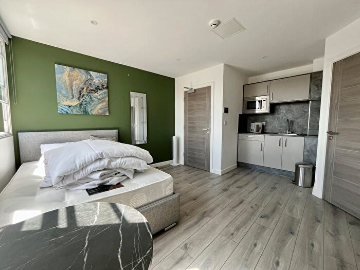 1 Bedroom Apartment To Rent In Flat Cross Street Court, Cross Street, Peterborough, PE1