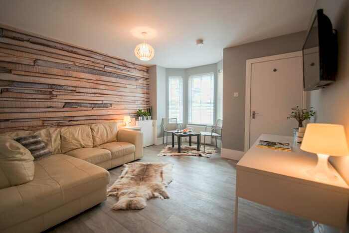 1 Bedroom Flat To Rent In Napier Road, Luton, LU1