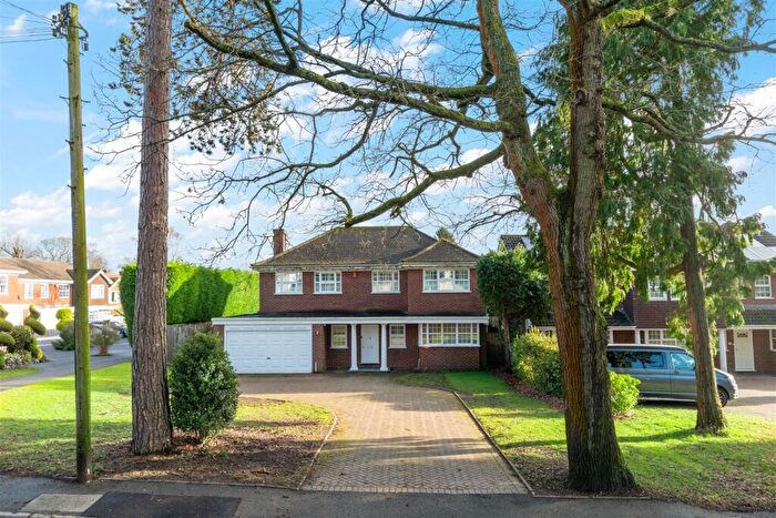 4 Bedroom Detached House For Sale In Rosemary Hill Road, B74