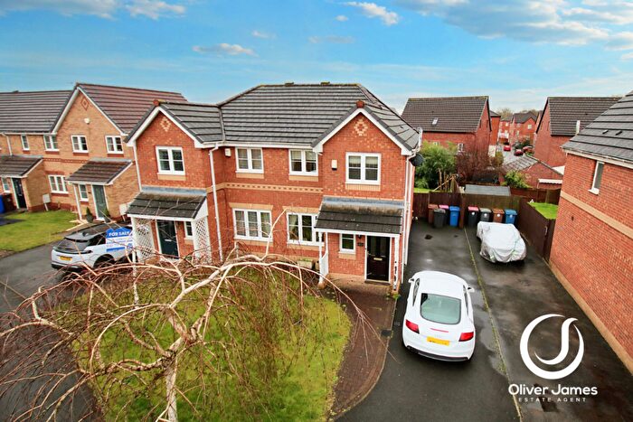 3 Bedroom Semi-Detached House To Rent In Stickens Lock Lane, Irlam, M44