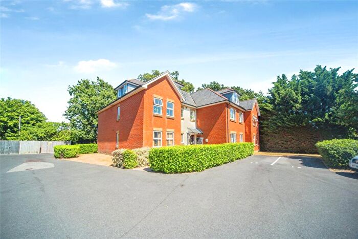 1 Bedroom Flat For Sale In Dean Road, Southampton, Hampshire, SO18