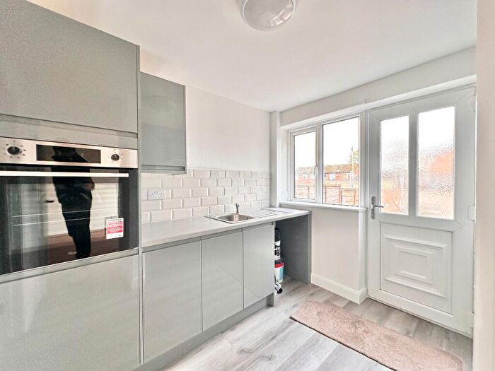 2 Bedroom Terraced House For Sale In Sixth Avenue, Bolton, Greater Manchester, BL3