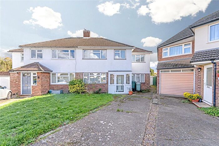 3 Bedroom Semi Detached House For Sale In Cleves Way, Hampton, TW12