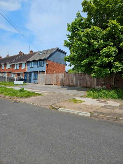 4 Bedroom End Of Terrace House To Rent In Rotherfield Road, Sheldon, B26