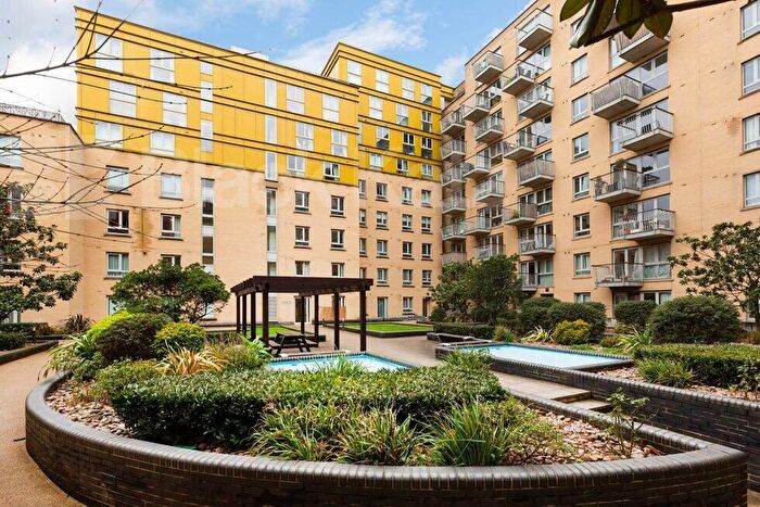 1 Bedroom Flat To Rent In Eden Grove, Holloway, N7