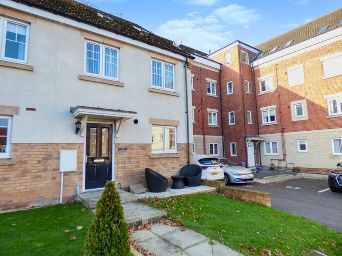 4 Bedroom Town House To Rent In Loansdean Wood, Morpeth, Northumberland, NE61