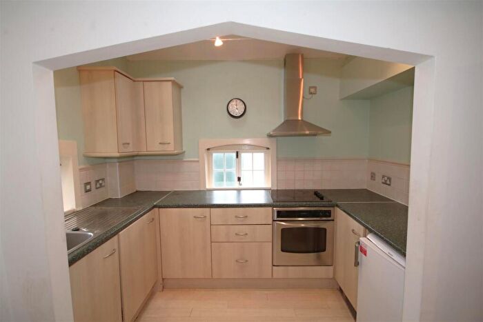2 Bedroom Apartment For Sale In The Maltings, Roper Road, Canterbury, CT2