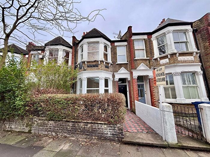 2 Bedroom Flat For Sale In Newton Avenue, Acton, W3