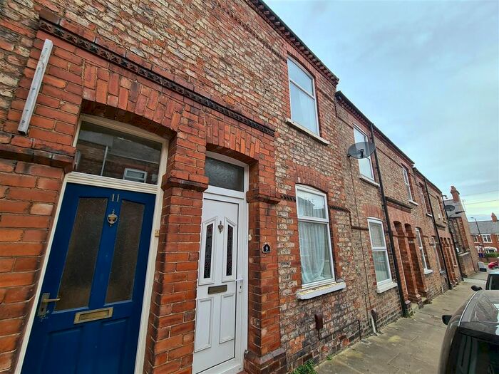 2 Bedroom Terraced House To Rent In Norman Street, York, YO10