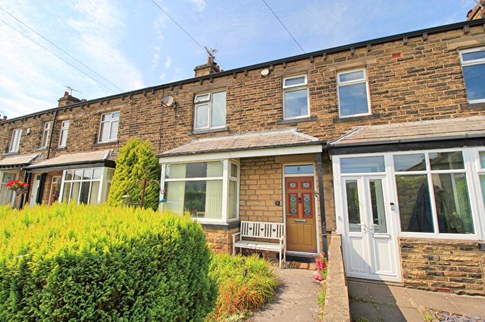 3 Bedroom Terraced House For Sale In Oak Avenue, Bingley, West Yorkshire, BD16