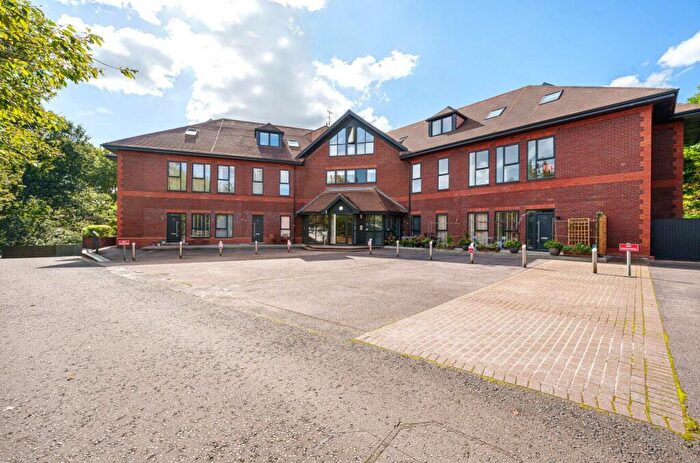 1 Bedroom Apartment To Rent In Carey Road, Wokingham, Berkshire, RG40