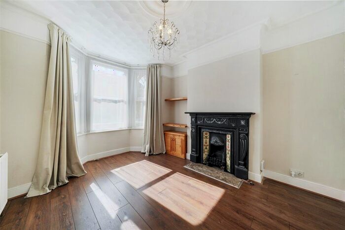 3 Bedroom Property To Rent In Haldane Road, London, E6
