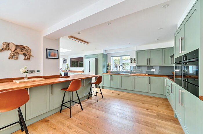 4 Bedroom Detached House For Sale In New Lane, Sutton Green, Guildford, Surrey, GU4