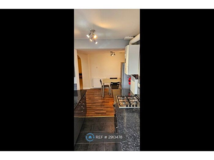1 Bedroom Flat To Rent In Swindon, Swindon, SN1