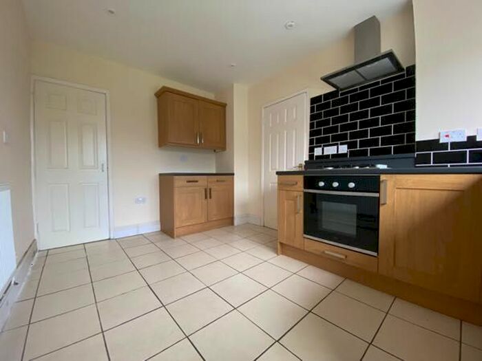 3 Bedroom Semi-Detached House To Rent In North Avenue, Tredegar NP22