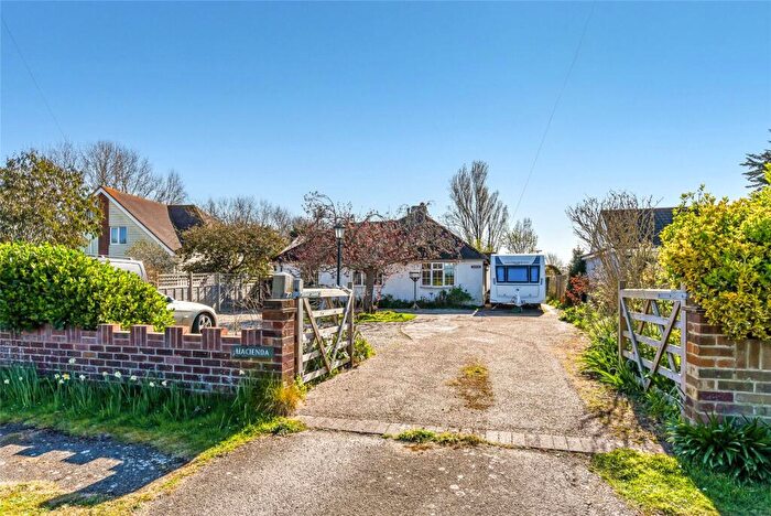 4 Bedroom Bungalow For Sale In Bracklesham Lane, Bracklesham Bay, Chichester, West Sussex, PO20