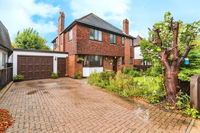 4 Bedroom Detached House For Sale In London Road South, Lowestoft, NR33