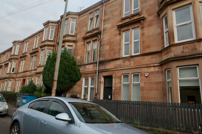 2 Bedroom Flat To Rent In Forth Street, Polloksheilds, G41