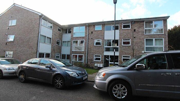 1 Bedroom Flat To Rent In Aldermans Hill, London, N13