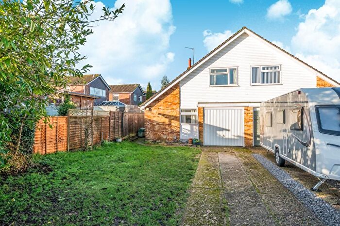 3 Bedroom Semi Detached House For Sale In Newbury, Berkshire, RG14