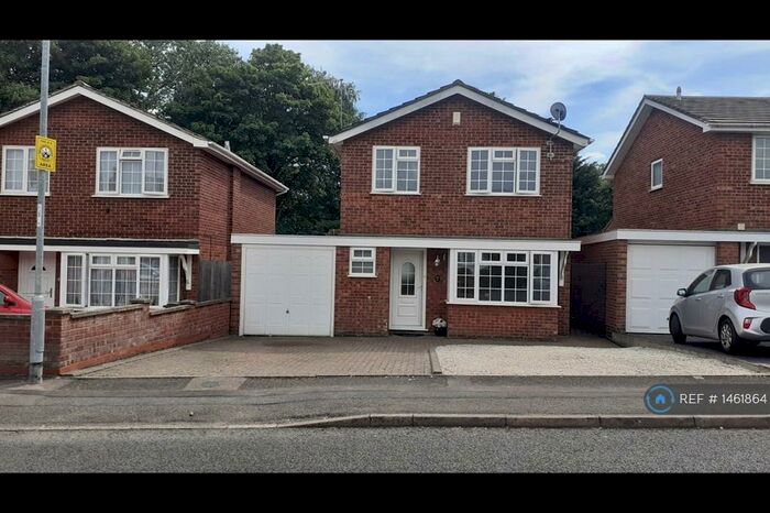 4 Bedroom Detached House To Rent In Underbank Lane, Northampton, NN3