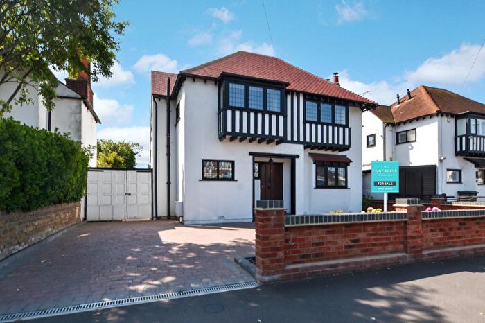 4 Bedroom Detached House For Sale In Caulfield Road, Shoeburyness, Essex, SS3