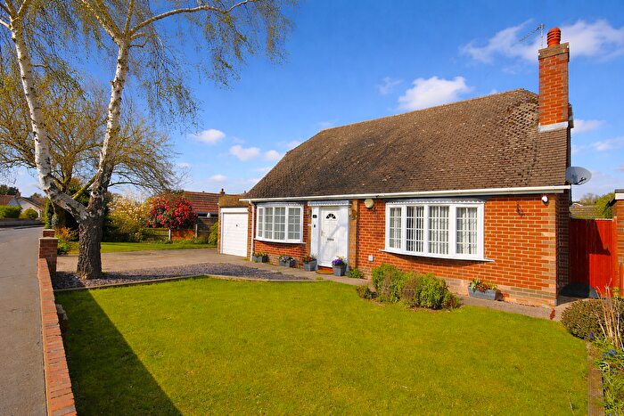 2 Bedroom Detached Bungalow For Sale In Kingsmead Drive, Branton, Doncaster, DN3