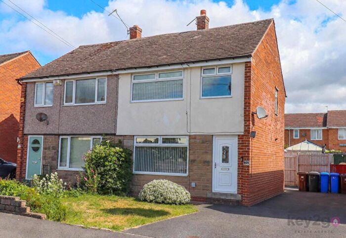 3 Bedroom Semi-Detached House For Sale In Toll Bar Drive, Gleadless, Sheffield, S12