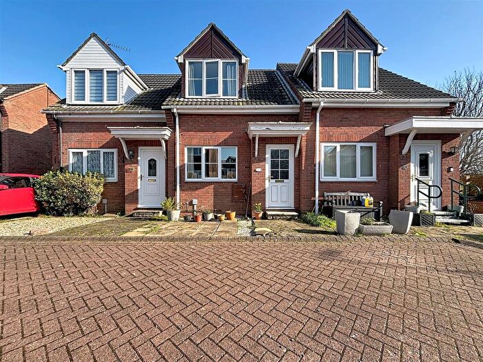 2 Bedroom Property For Sale In Station Court, Railway Street, Hornsea, HU18