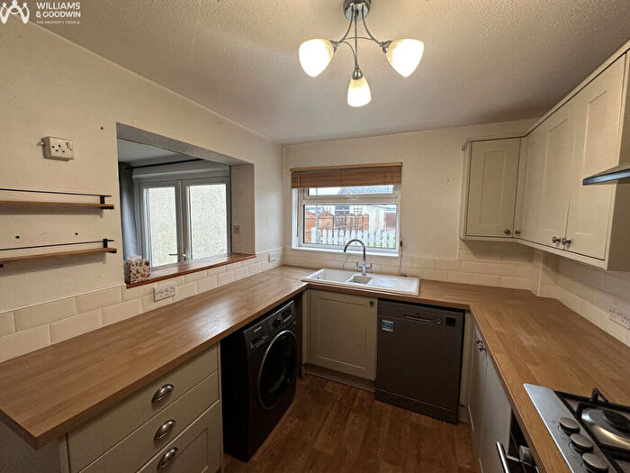 3 Bedroom Terraced House For Sale In Ffordd Caergybi, Llanfairpwll, Anglesey, LL61