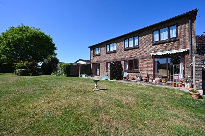 1 Bedroom Flat To Rent In Pagham Road, Well Lodge Pagham Road, PO21