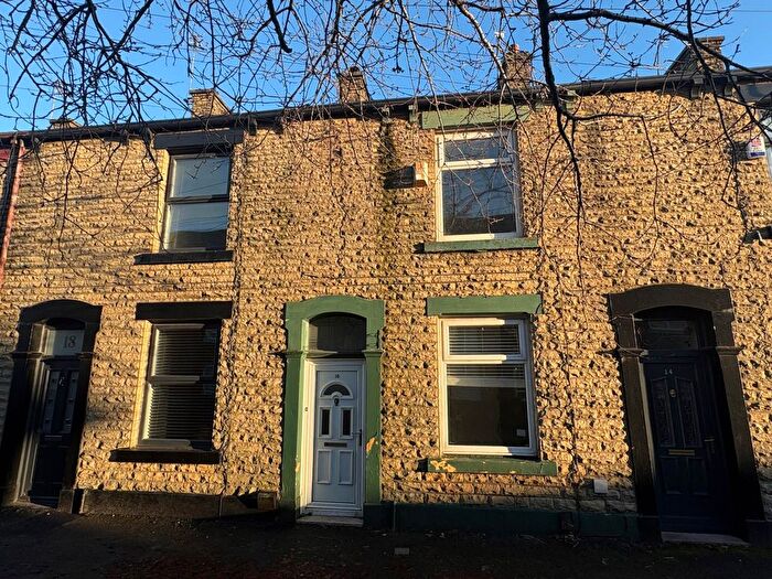 2 Bedroom Terraced House For Sale In Park Street, Shaw, OL2