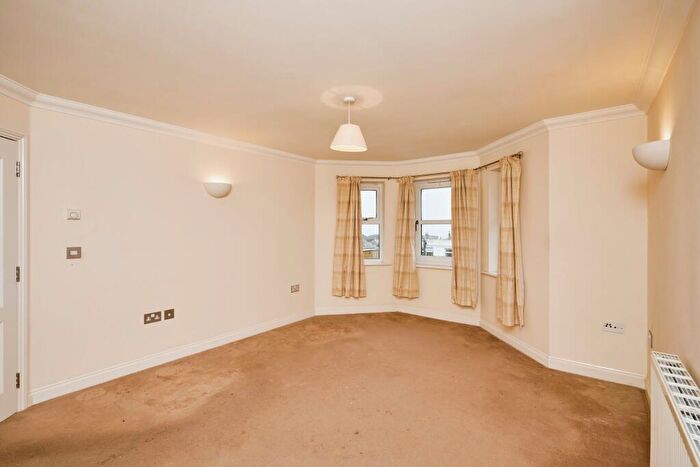 2 Bedroom Detached House To Rent In Broadway, Sandown, PO36