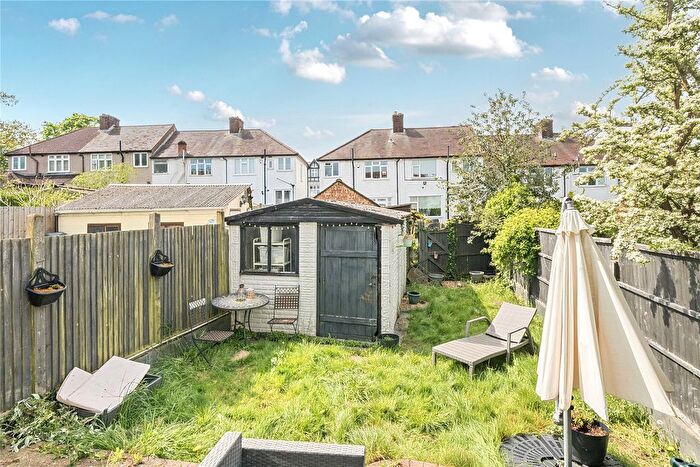 3 Bedroom Terraced House For Sale In Hill Close, Chislehurst, BR7