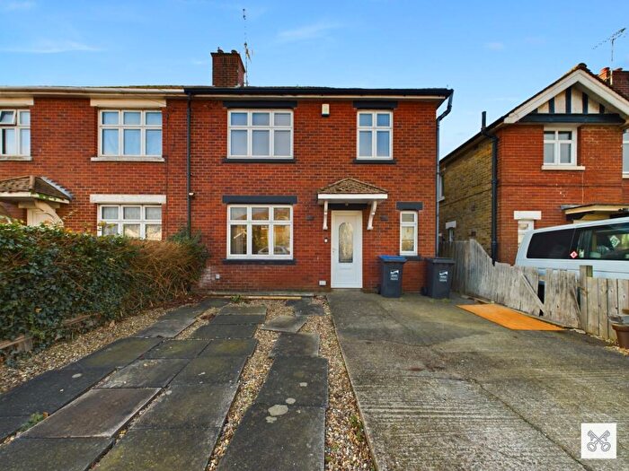 3 Bedroom Semi-Detached House To Rent In Westover Road, Broadstairs, Kent, CT10