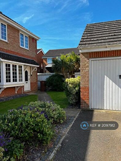 3 Bedroom Semi-Detached House To Rent In Gillingham, Gillingham, ME7