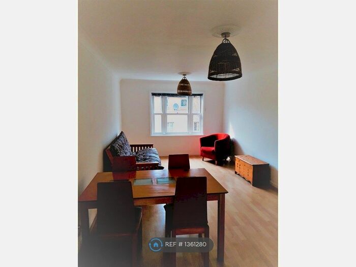 1 Bedroom Flat To Rent In Walmgate, York, YO1