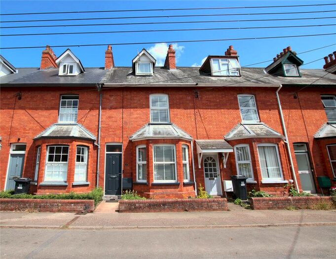 3 Bedroom Terraced House For Sale In King Street, Tiverton, Devon, EX16