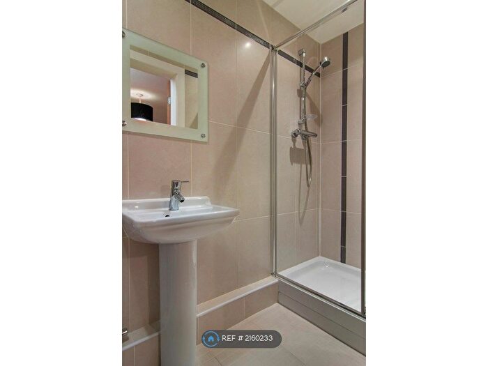 2 Bedroom Flat To Rent In Fairlawn Road, Lytham, Lytham St. Annes, FY8