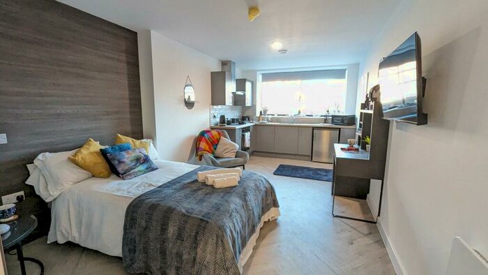 Studio To Rent In &#; Per Week, Broadgate House, Beeston, Nottingham, NG9