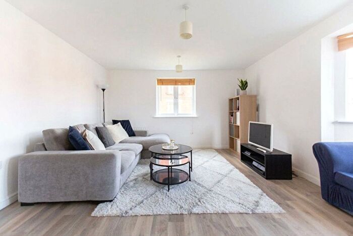 2 Bedroom Flat To Rent In Amis Walk, Horfield, Bristol, BS7