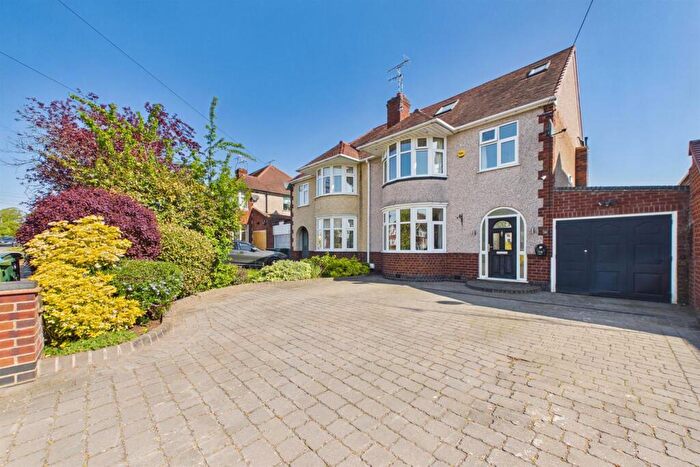 4 Bedroom Semi Detached House To Rent In Baginton Road, Styvechale, Coventry, CV3