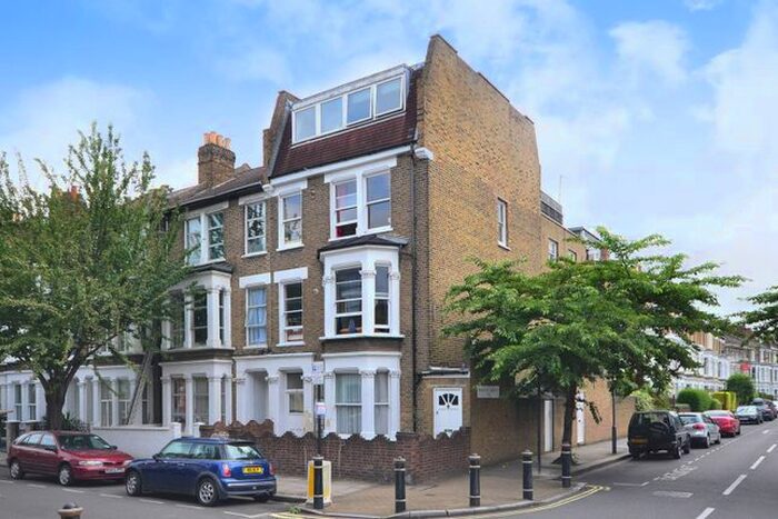 1 Bedroom Flat To Rent In Sulgrave Road, Hammersmith, London, W6