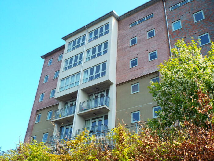 2 Bedroom Apartment To Rent In The Grainger, The Staithes, Gateshead, NE8
